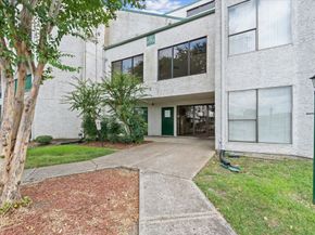 2830 S Bartell Drive 25, Houston TX 77054