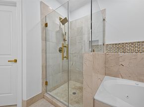 28 Riva Row, Spring TX 77380