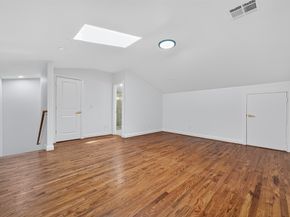 28 Riva Row, Spring TX 77380