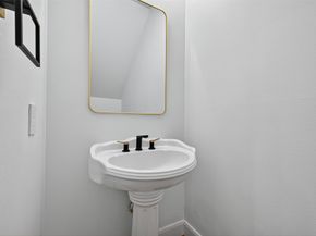 28 Riva Row, Spring TX 77380