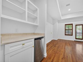 28 Riva Row, Spring TX 77380