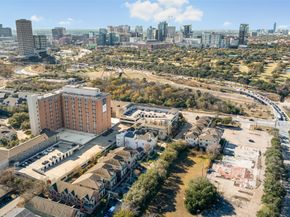 2324 Camden Drive C, Houston TX 77021