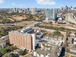 2324 Camden Drive C, Houston TX 77021