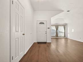 8526 Greenleaf Lake Drive, Houston TX 77095