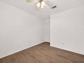 8526 Greenleaf Lake Drive, Houston TX 77095