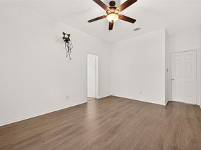 8526 Greenleaf Lake Drive, Houston TX 77095