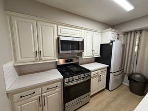 9022 Lazy River Lane, Houston TX 77088