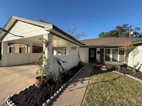 9022 Lazy River Lane, Houston TX 77088