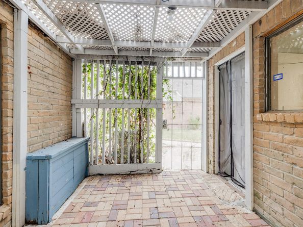 9610 Tarragon Lane, Houston TX 77036