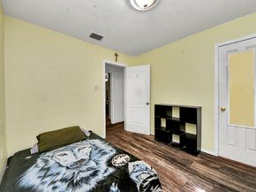 5106 Ingomar Way, Houston TX 77053