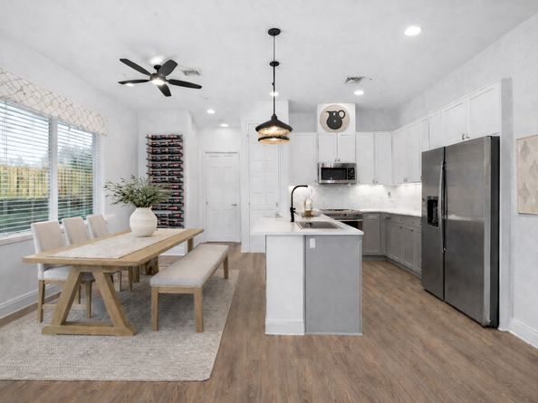 314 Neyland Street, Houston TX 77022