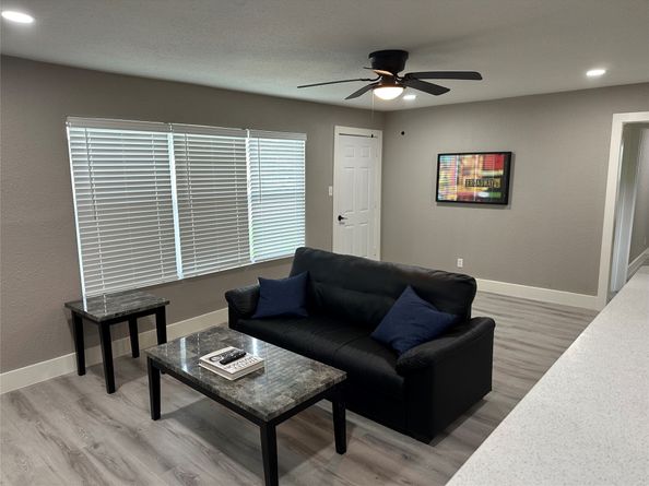 5914 Southcrest Street, Houston TX 77033