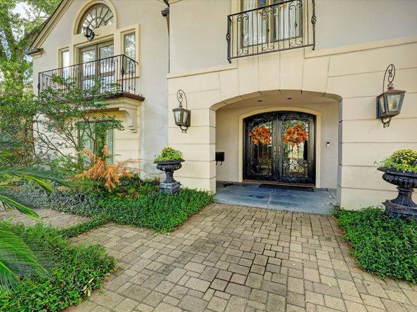 3831 Del Monte Drive, Houston TX 77019