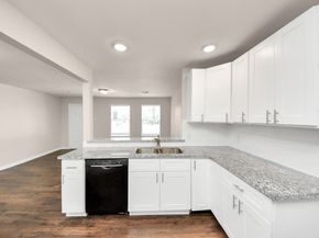 3437 Seabrook Street, Houston TX 77021