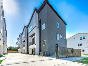 3209 St Emanuel Street B, Houston TX 77004