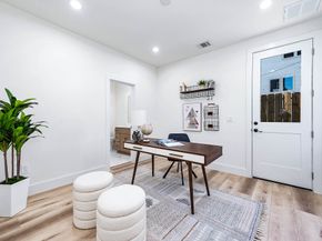 3209 St Emanuel Street B, Houston TX 77004