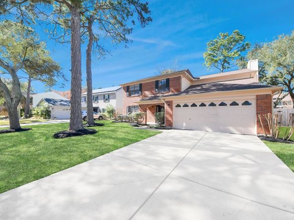 7607 Plumtree Forest Circle, Houston TX 77095