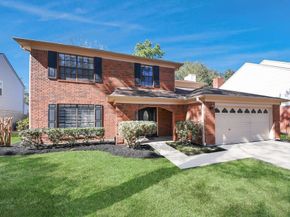 7607 Plumtree Forest Circle, Houston TX 77095