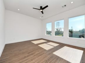 5512 Hardy Street, Houston TX 77009