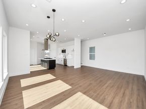 5512 Hardy Street, Houston TX 77009