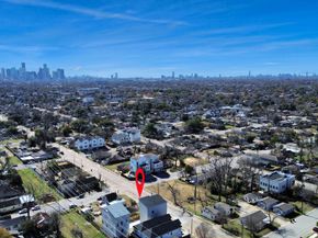 5512 Hardy Street, Houston TX 77009