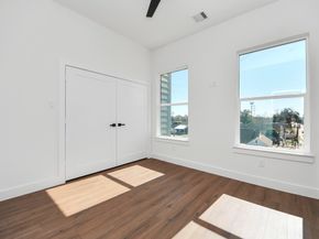 5512 Hardy Street, Houston TX 77009