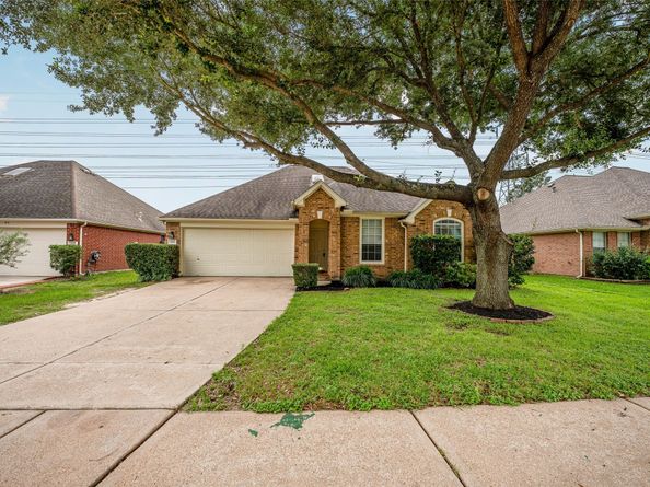 6103 Branch Lake Drive, Houston TX 77066