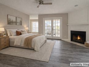 2220 Bering Dr Drive 12, Houston TX 77057