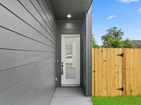 1264 Finnigan Street, Houston TX 77020