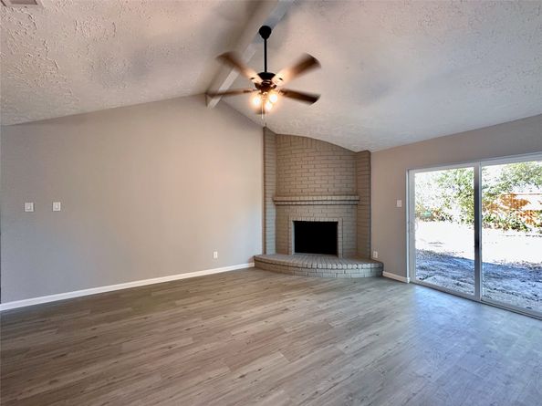 11703 Cliveden Drive, Houston TX 77066