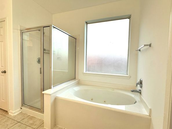 46 S April Mist Circle, Conroe TX 77385