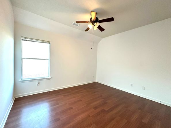 46 S April Mist Circle, Conroe TX 77385