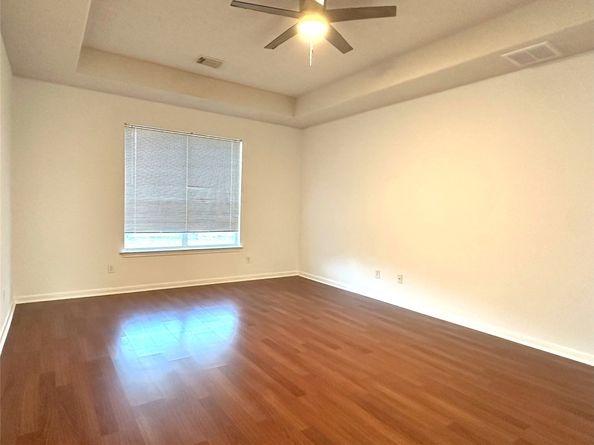 46 S April Mist Circle, Conroe TX 77385