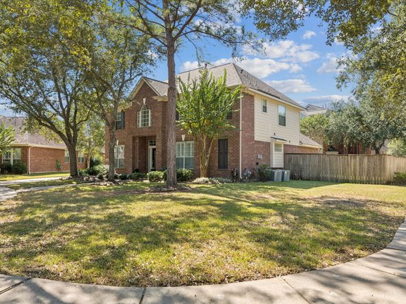 3302 Indian Summer Court, Friendswood TX 77546