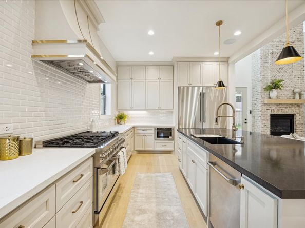 7115 Raton Street, Houston TX 77055