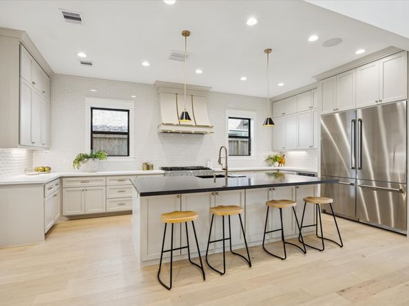 7115 Raton Street, Houston TX 77055