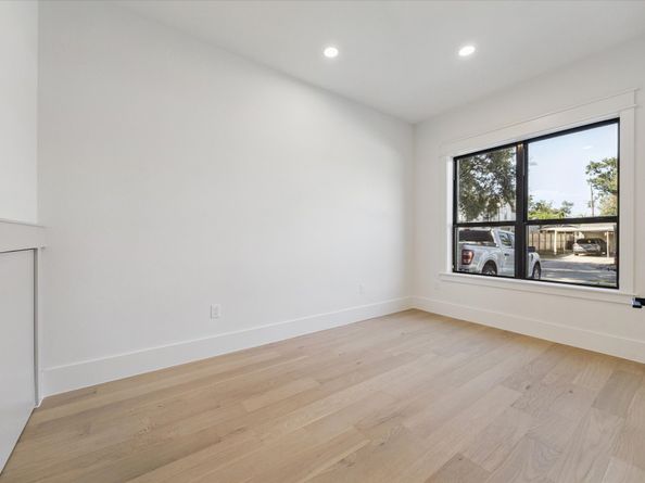 7115 Raton Street, Houston TX 77055