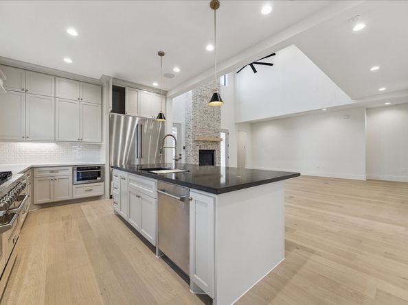 7115 Raton Street, Houston TX 77055