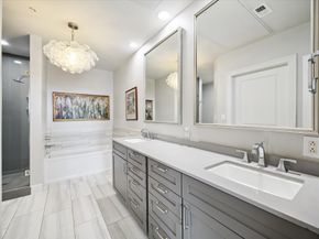 3333 Allen Parkway 701, Houston TX 77019