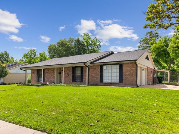 4302 Marchant Road, Houston TX 77047