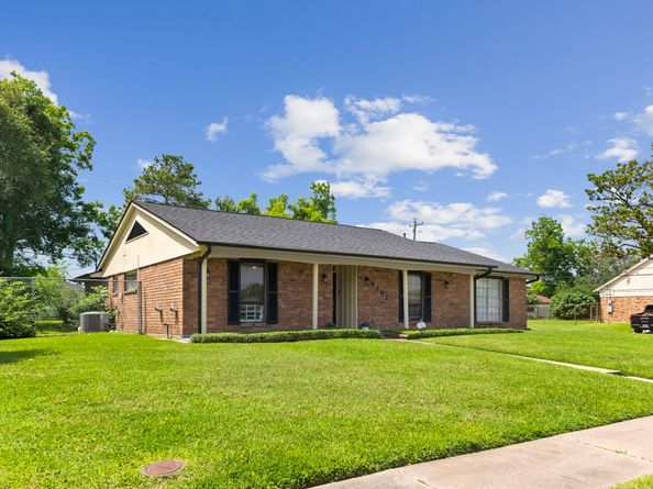 4302 Marchant Road, Houston TX 77047
