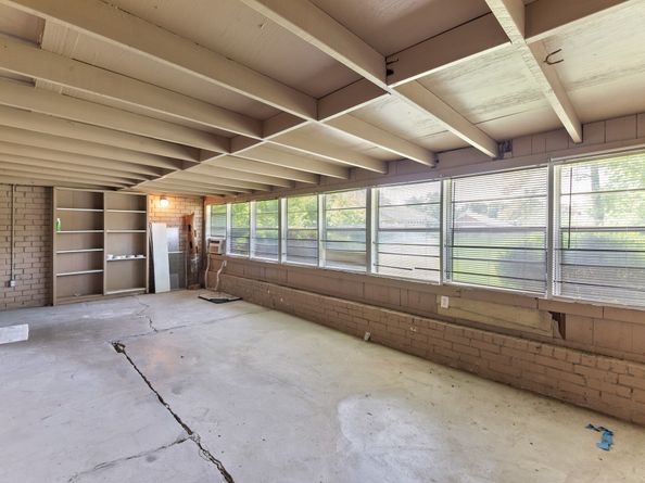 4302 Marchant Road, Houston TX 77047