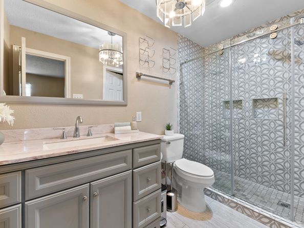 4302 Marchant Road, Houston TX 77047