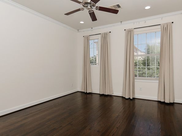 5233 Cornish Street C, Houston TX 77007