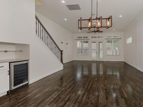 5233 Cornish Street C, Houston TX 77007