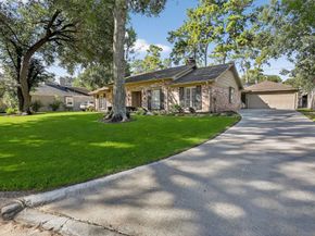 12019 Paradise Valley Drive, Houston TX 77066