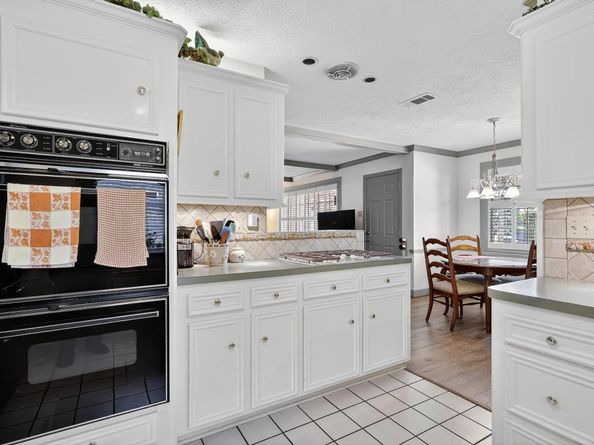 12019 Paradise Valley Drive, Houston TX 77066