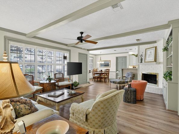 12019 Paradise Valley Drive, Houston TX 77066
