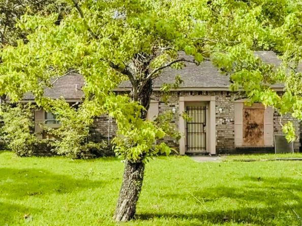 9254 Richland Drive, Houston TX 77078