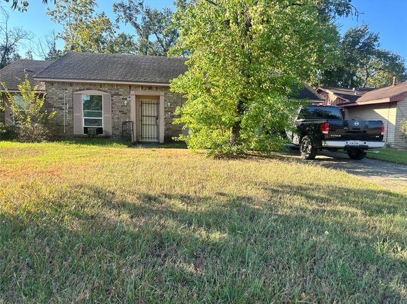 9254 Richland Drive, Houston TX 77078